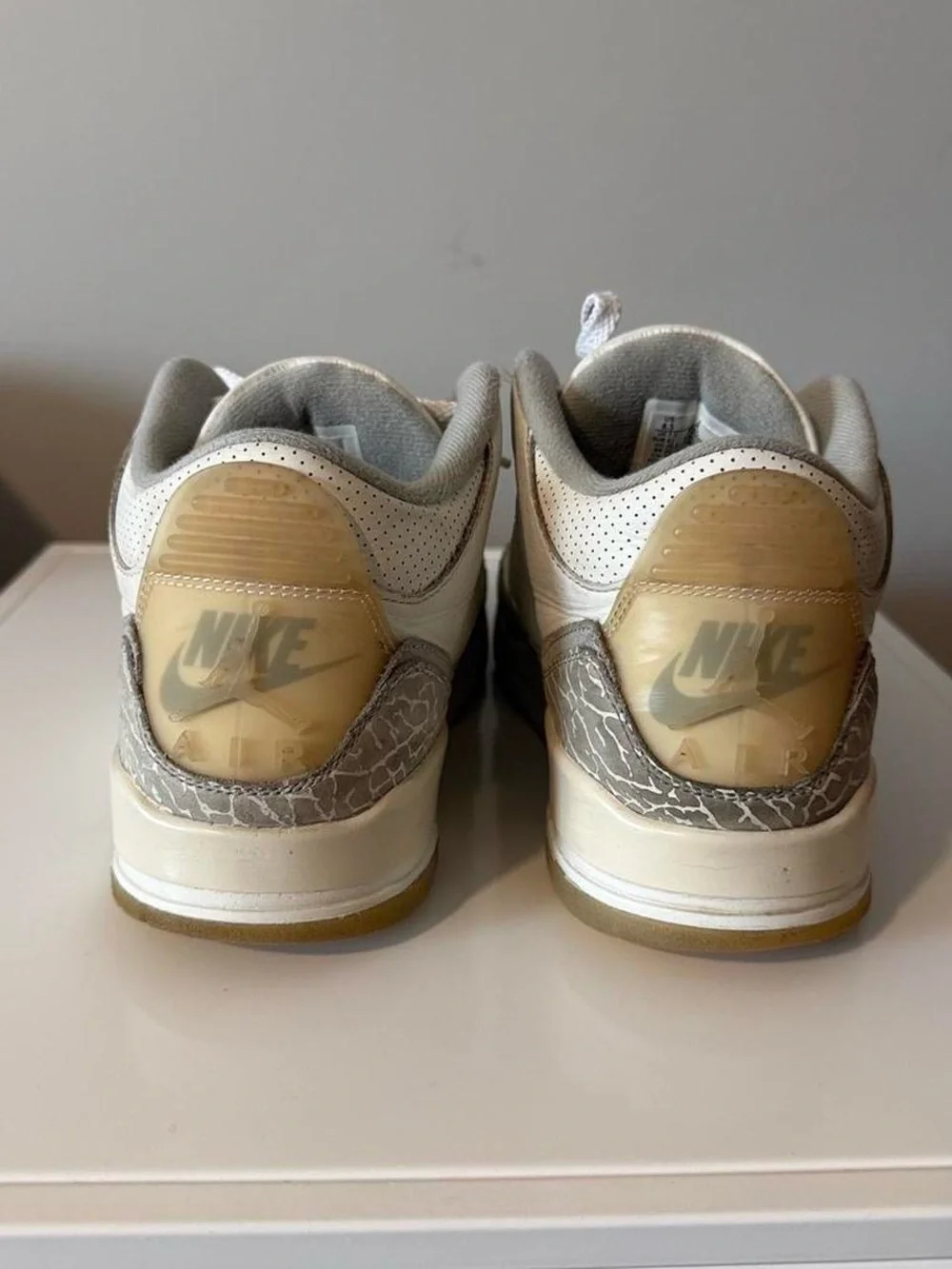 Jordan 3 Ivory